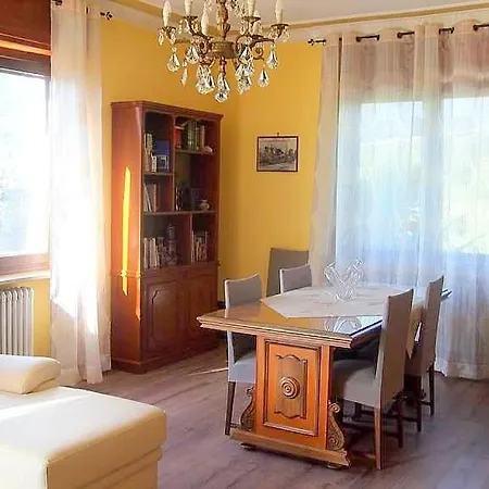Bussoleno Apartment Sleeps 6 With Wifi Apartamento Bussoleno