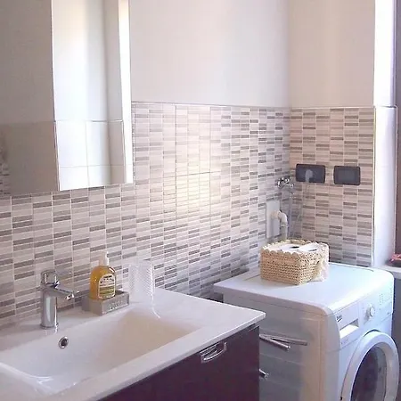 Bussoleno Apartment Sleeps 6 With Wifi Apartamento *