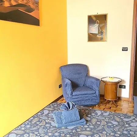 Bussoleno Apartment Sleeps 6 With Wifi