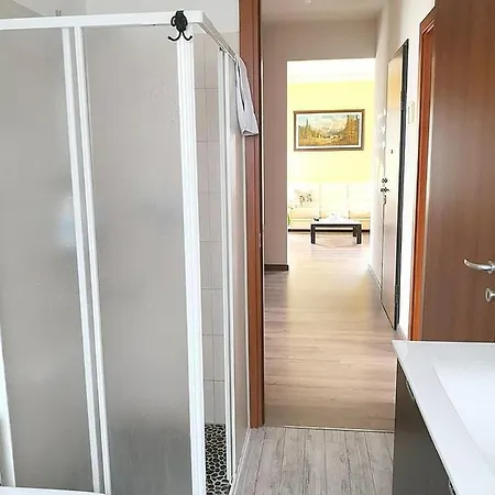 Bussoleno Apartment Sleeps 6 With Wifi Apartamento Bussoleno